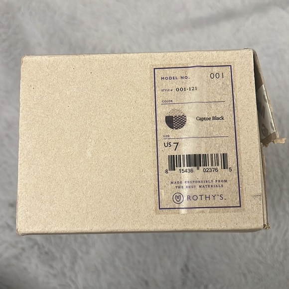 ROTHY’S The Flat Cap Round Toe Black & Cream Slip Ons | US 7 - Picture 8 of 9